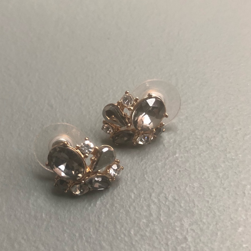 Post earrings